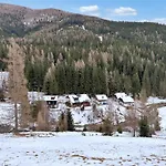 Haus Klinsterwald * Sankt Oswald (Carinthia)